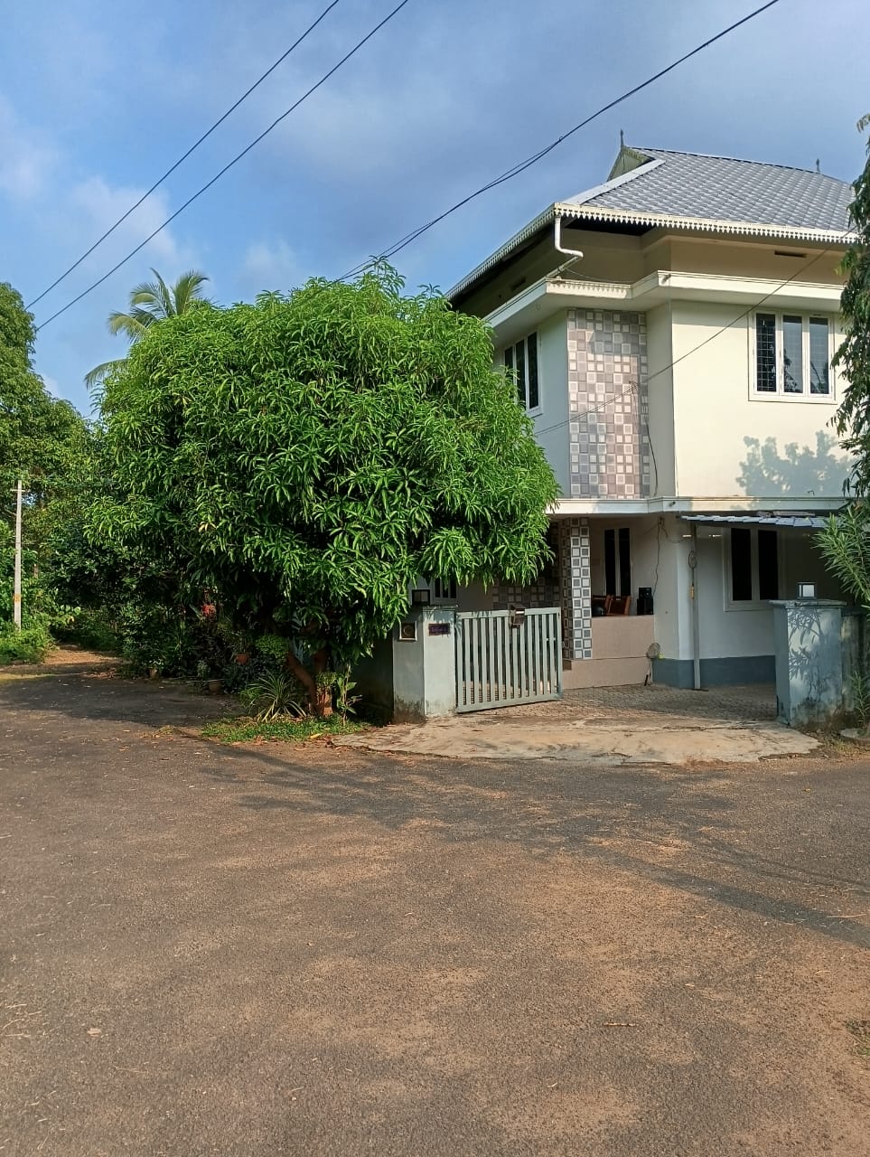 Fully furnished 4 BHK House for sale in Thiroor, Kolazhy, Thrissur.