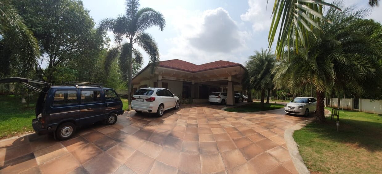 Kuttanellur 1 acre 140000sqft 23cr1