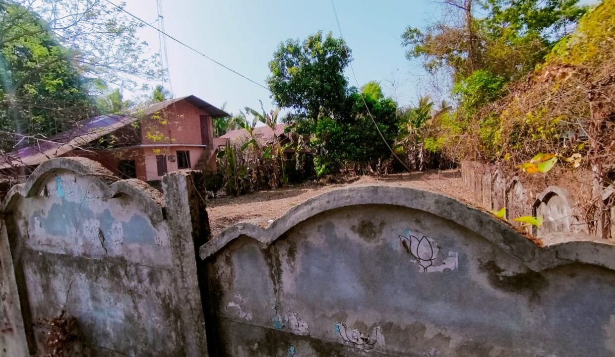 muthuvara_10_cent_3