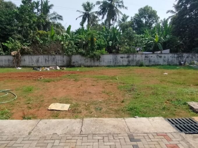 Residential Plots -7, 8 cents for sale in Ollur- Marathakkara , Thrissur.