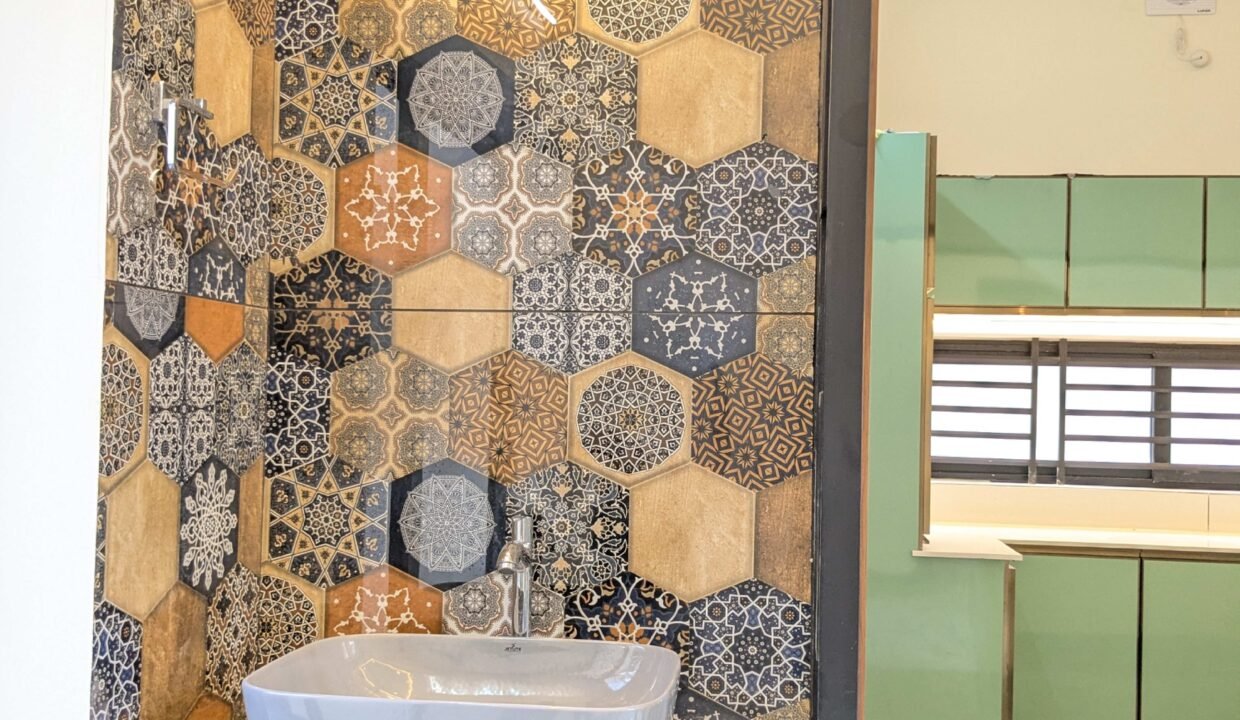 6f272a0f-e34a-4333-abf1-d9b2d5c35851-10