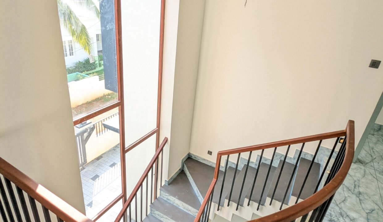 6f272a0f-e34a-4333-abf1-d9b2d5c35851-14