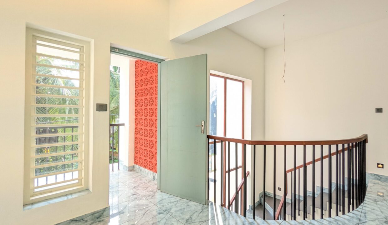 6f272a0f-e34a-4333-abf1-d9b2d5c35851-15