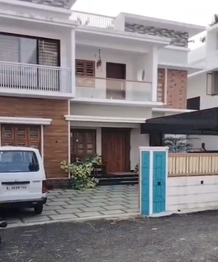 Luxurious 4 BHK new House for Sale in Mannuthy, Thrissur| Real Estate Thrissur