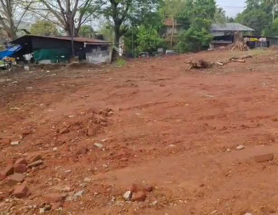 Commerical Land (Paramb) For sale in Mannuthy-Marathakkara Highway, Thrissur.