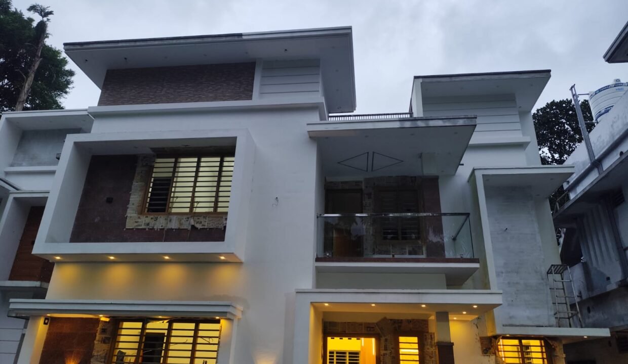 WhatsApp Image 2026-09-01 at 12.17.47 PM (1)